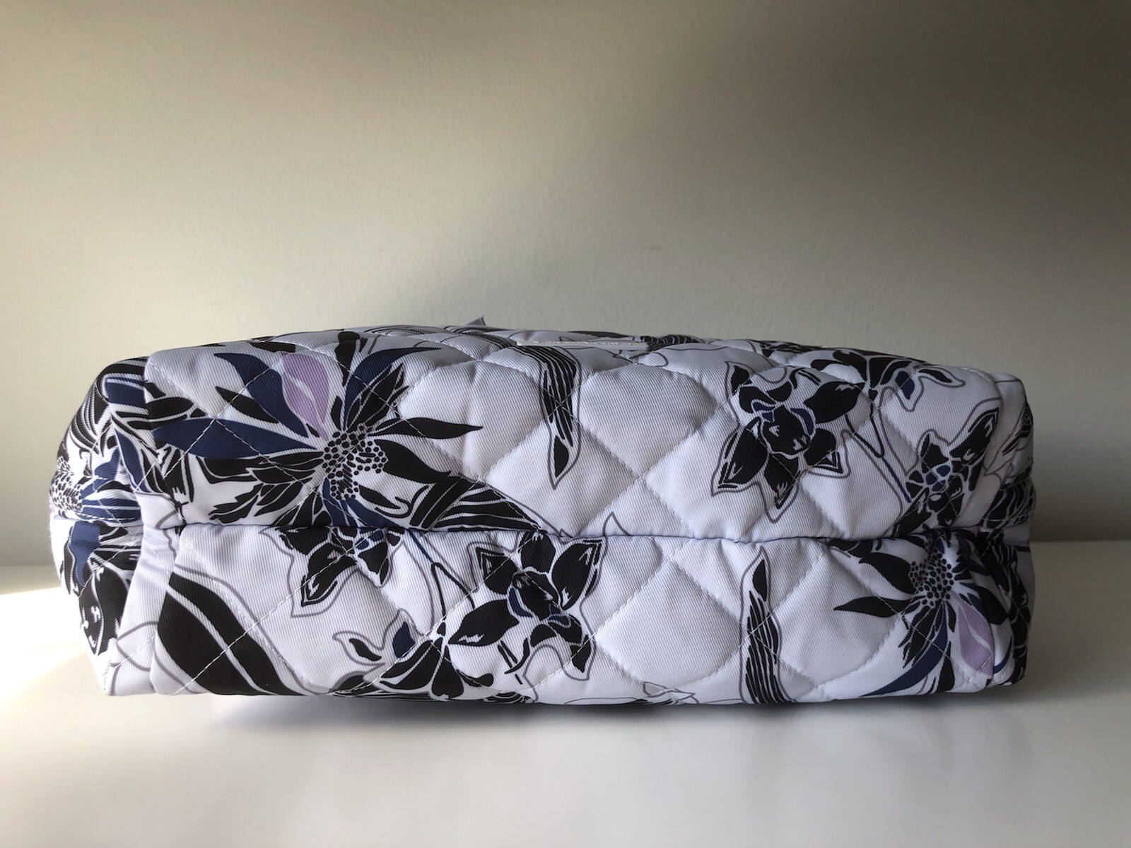 Vera Bradley NWT Small Vera Tote Bag in Performance Twill TWILIGHT