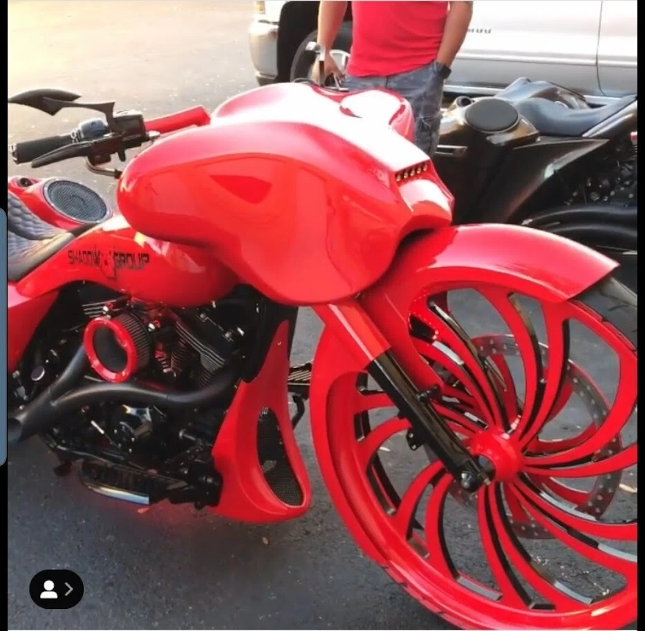 Carenado Harley Davidson Street Glide Road King para altavoces de 6,5" Foto 2 de 4