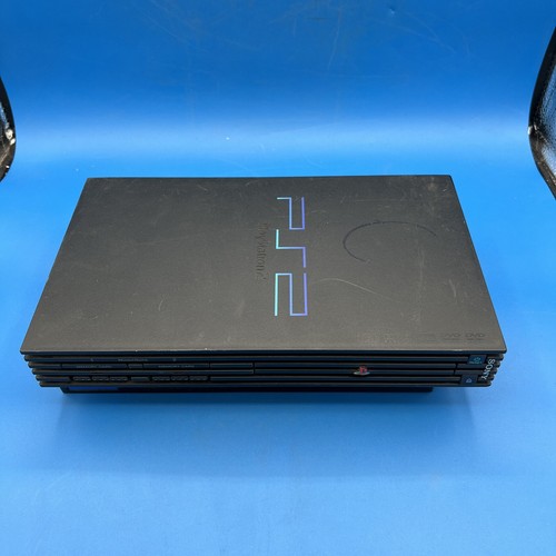 PS2 Console SCPH-30001 R (For Parts Or Repair) POWERS ON READ ...