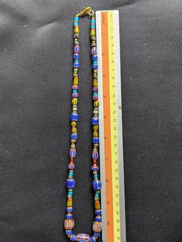 Venetian Style MultiColor Chevron & WhiteHeart Beads Necklace - Picture 6 of 19