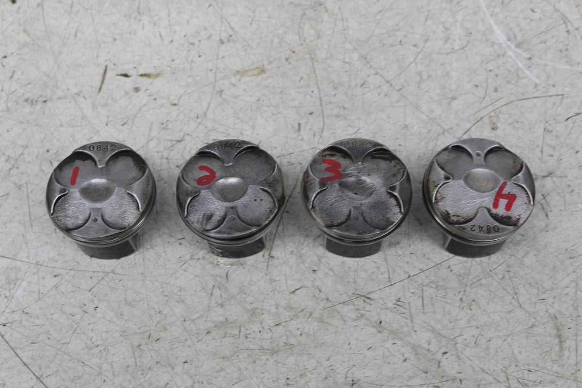 24 KAWASAKI NINJA ZX4R ENGINE MOTOR CYLINDER JUG PISTONS
