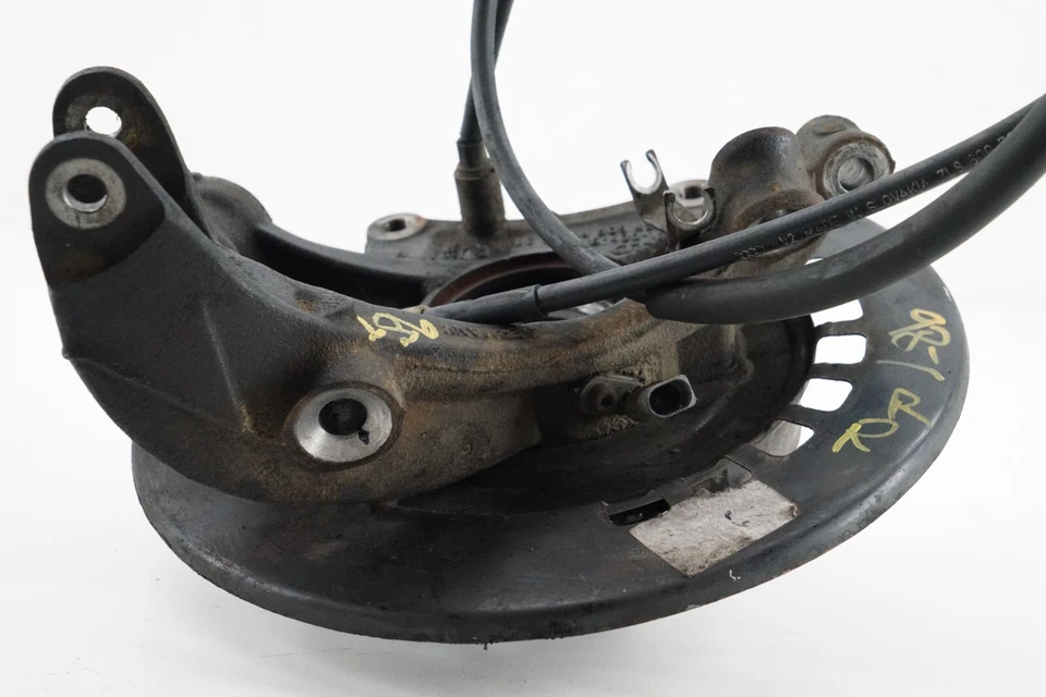 Audi Q7 2007-2015 eje trasero derecho pasajero nudillo cubo rueda 7L8505436 Foto 4 de 4