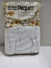 2 VINTAGE YELLOW FLORAL WHITE RUFFLE TRIM 20X27 PEQUOT PILLOWCASES USA SPRING
