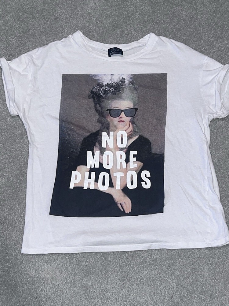 ZARA TRAFALUC Size Medium White Graphic T-Shirt “ No more photos”