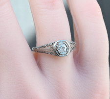 Gorgeous Antique Art Deco Period Early 20th Century Diamond 14K WG Filigree Ring