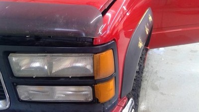 Driver Corner/Park Light Side Marker Grille Fits 94-02 GMC 3500 PICKUP 1727373