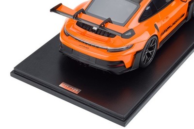 ミニチャンプス 1/18 ポルシェ 911 GT3 RS 2015 ラバオレンジ ポルシェ 911 GT3 RS (991) 2015 ラバオレンジ (ミニカー) - ホビー