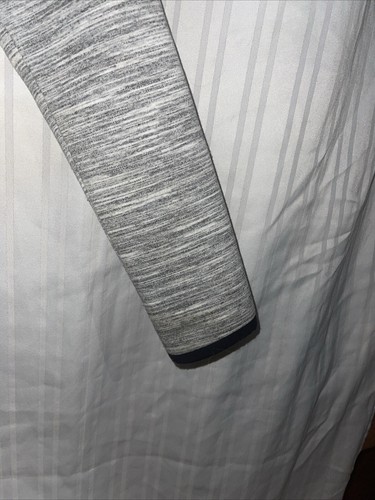 Athleta Size M Moto Grey Jacket Knit Fleece Inside Zip Pockets Xxs 15x23 - Picture 5 of 9