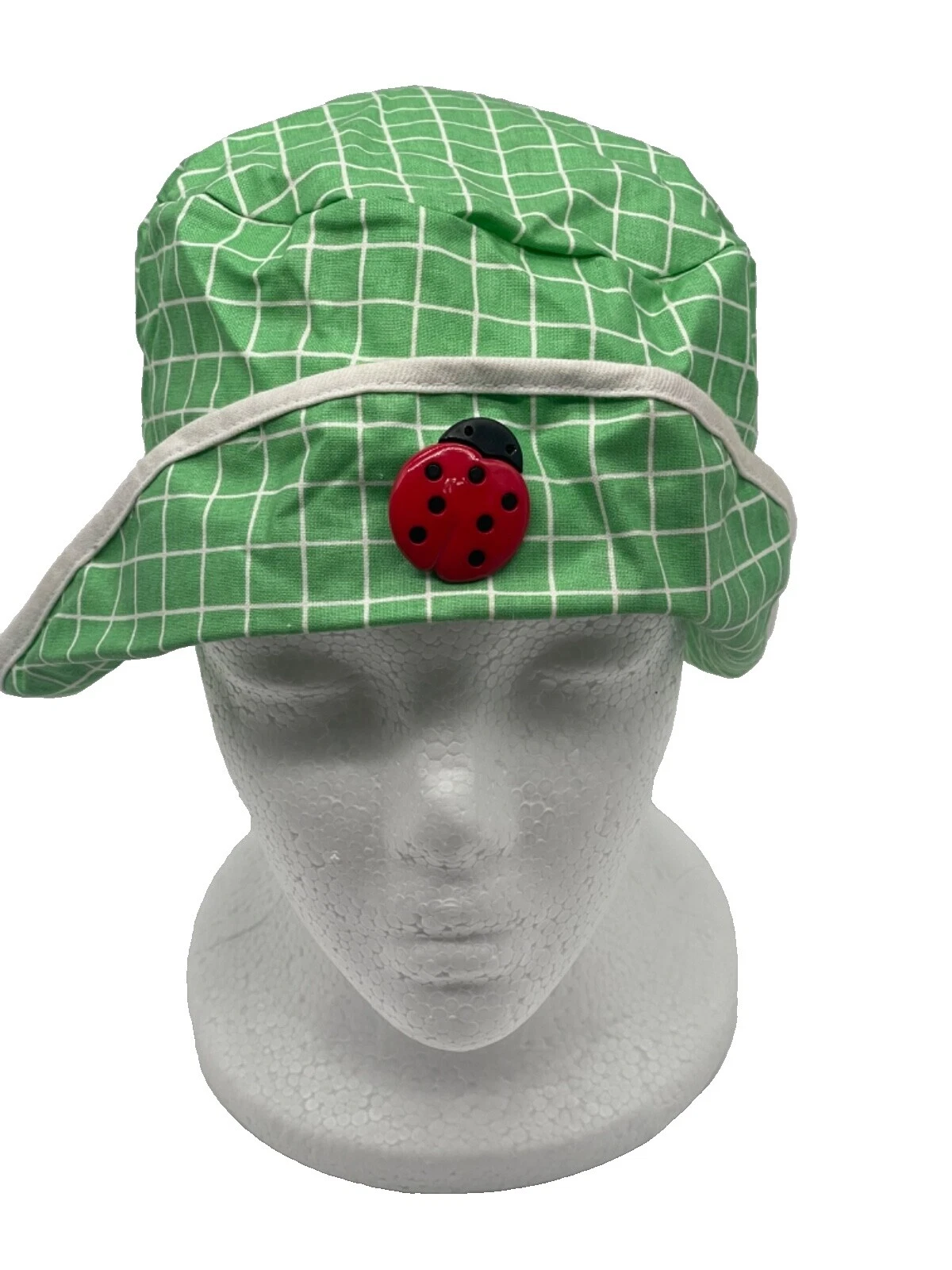 Sombreros de bebé azul de jardín