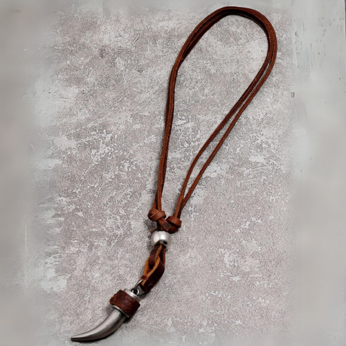 Men PU Leather Necklace with Zinc Alloy Wolf Teeth Pendent Styles Necklace - Picture 4 of 4