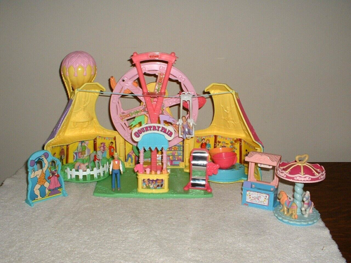 2003 Fisher Price Sweet Streets Loving Family Country Fair komplett & Karussell