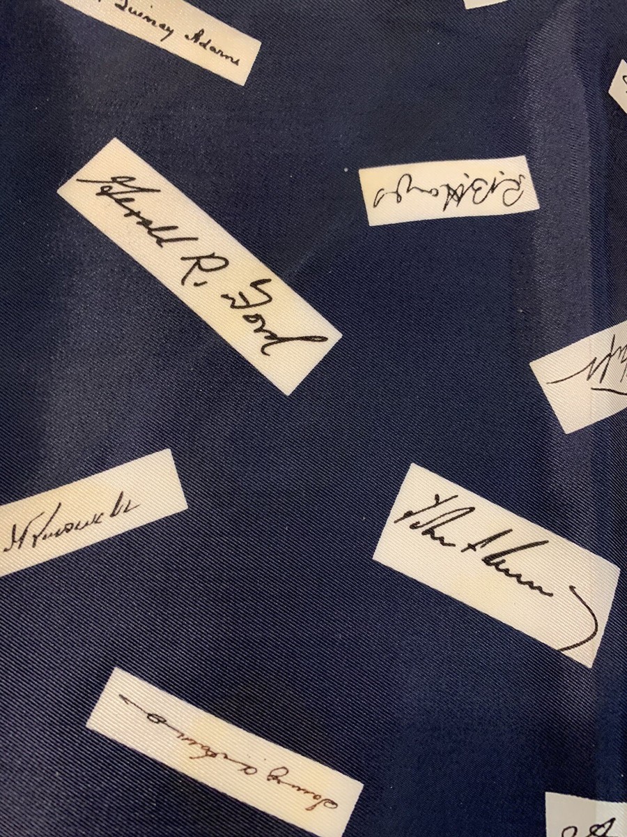 Vintage Millicent Acetate Presidents Signatures Japan Head