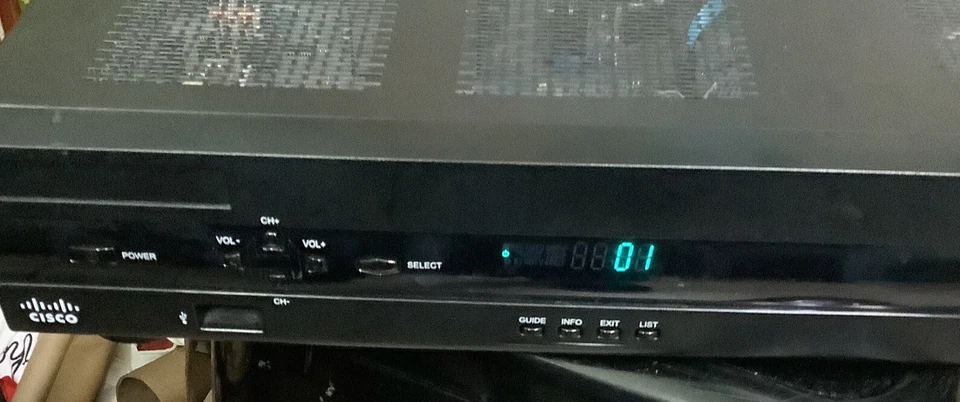 Cisco Explorer 8652HDC  Digital Video TV Tuner Receiver HD DVR Set-Tops W/ HDMI - Image 4 of 4