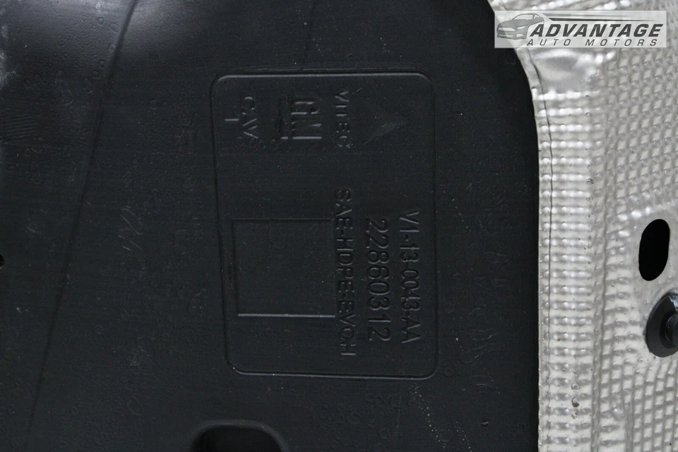 2016-2020 CHEVROLET CAMARO 3.6L GASOLINE FILLER FUEL TANK RESERVOIR BOTTLE OEM - Image 4 of 4