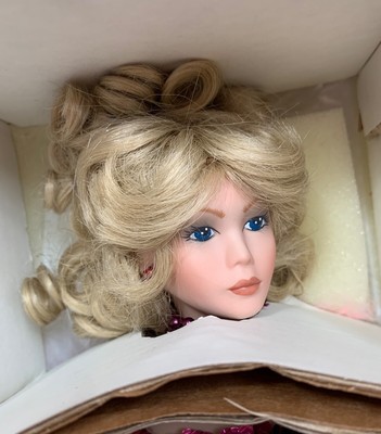 welden museum of fine collectibles