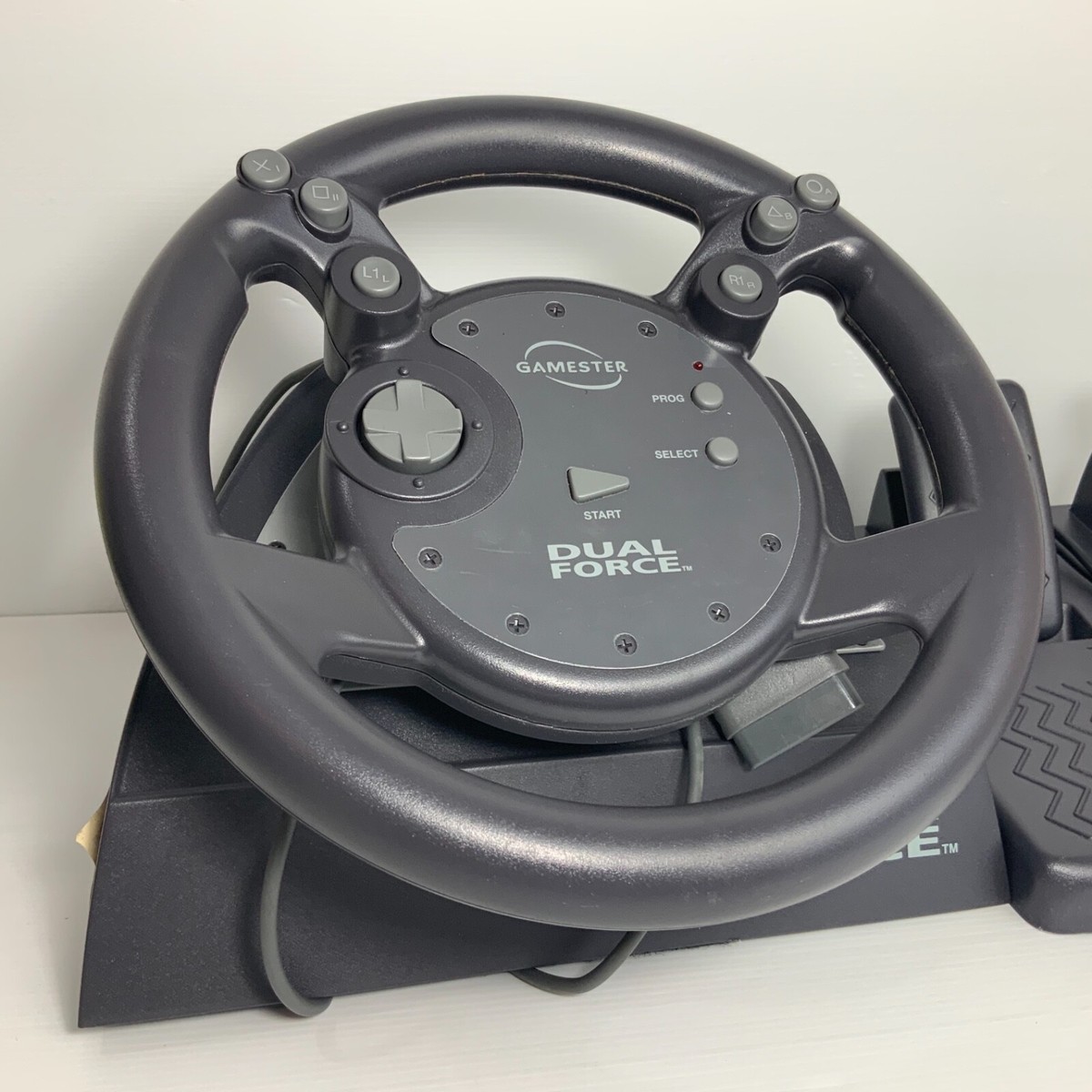 Volant Avec Pédalier Gamester Dual Force Pour PS1 Et PS2 – Occasion Fonctionnel
