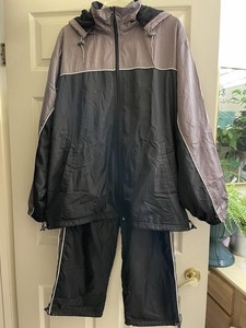 Sz M Men’s Black Gray Ski Snow Two Pieces Suit 