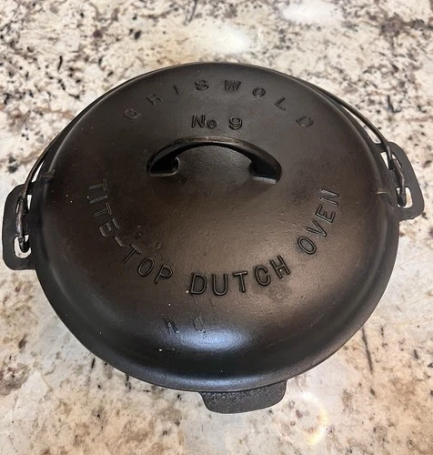 Griswold No 9 Tite Top Baster Cast Iron Dutch Oven with Lid & Handle