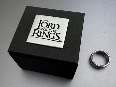 Der Herr der Ringe - Der Eine Ring aus Edelstahl (silber)  The Lord Of The Rings