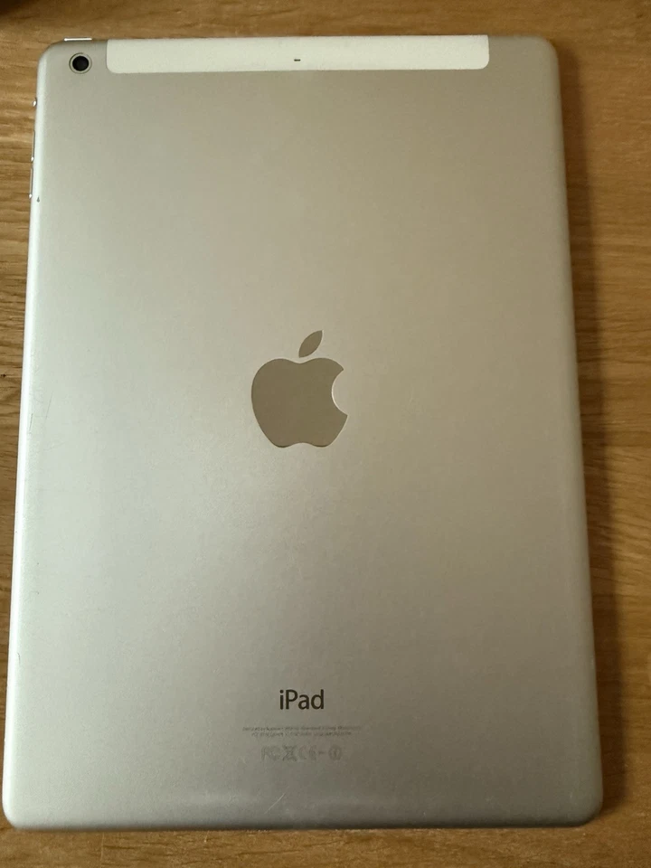 iPad Air 64GB