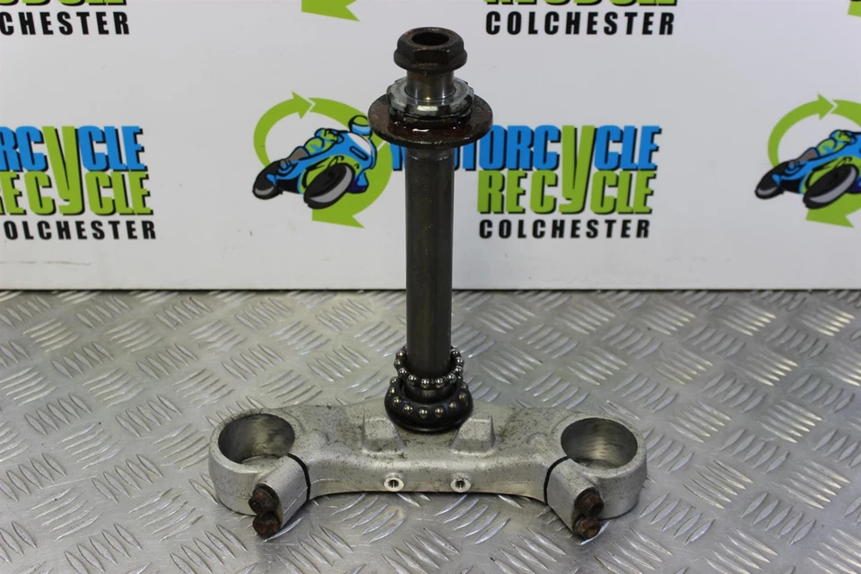 Honda ST 1300 Yoke Bottom Pan European 2002 to 2007 ST1300 B065 - Imagem 3 de 4