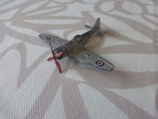 Dinky Toys Avion 70b Chasseur Hawker Tempest II  meccano made in GB 