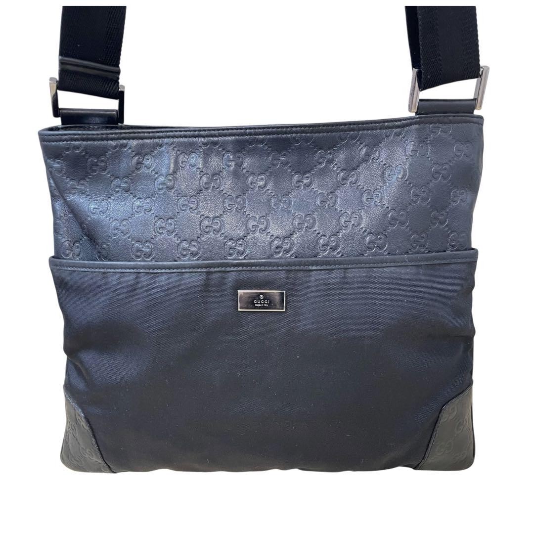 Gucci GGshima Black Leather Shoulder Bag with Logo Plate Crossbody Pre-Owned