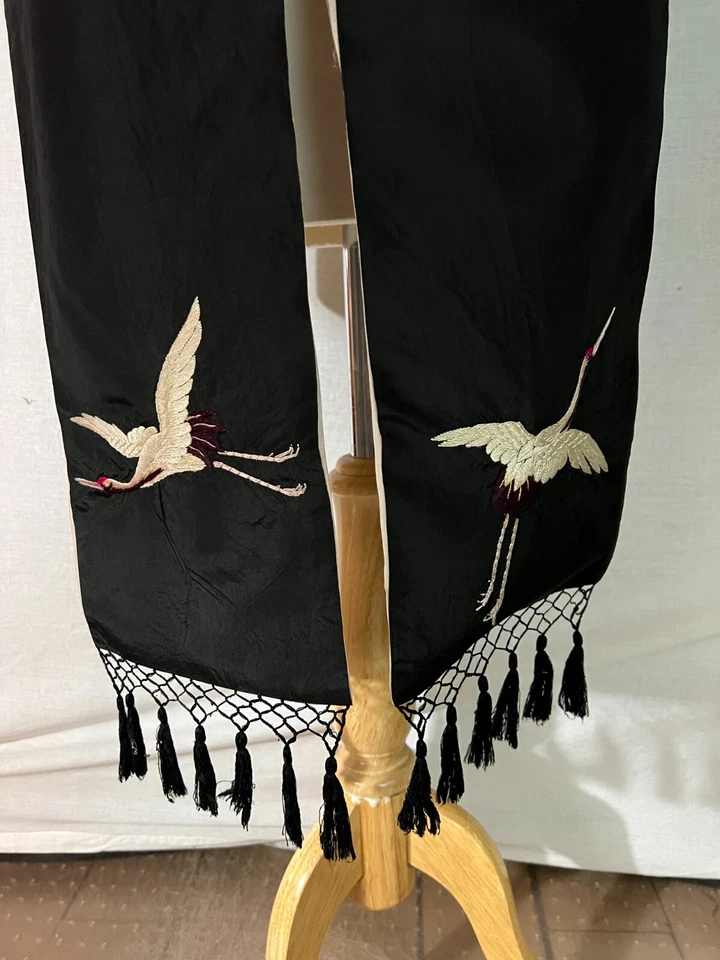 Antiguo cuello de 1920 o para bufanda de vestir negro seda pájaros flecos aleta 94" x 8" Foto 3 de 4