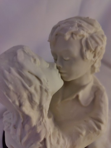 Stunning Rare Capodimonte Fabar White Porcelain Figurine Statue The Kiss - Picture 11 of 14