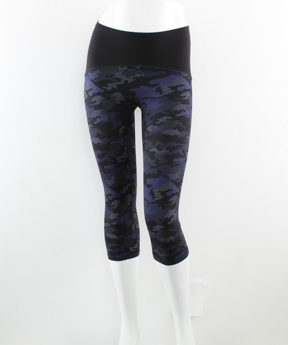 Spanx Leggings Booty Boost Active Knee 