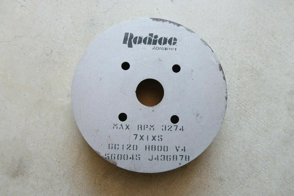 RADIAC 7" x 1" x 5" x 1-1/4" GC120 Surface Mounted Green Grinding Wheel - Image 3 of 4