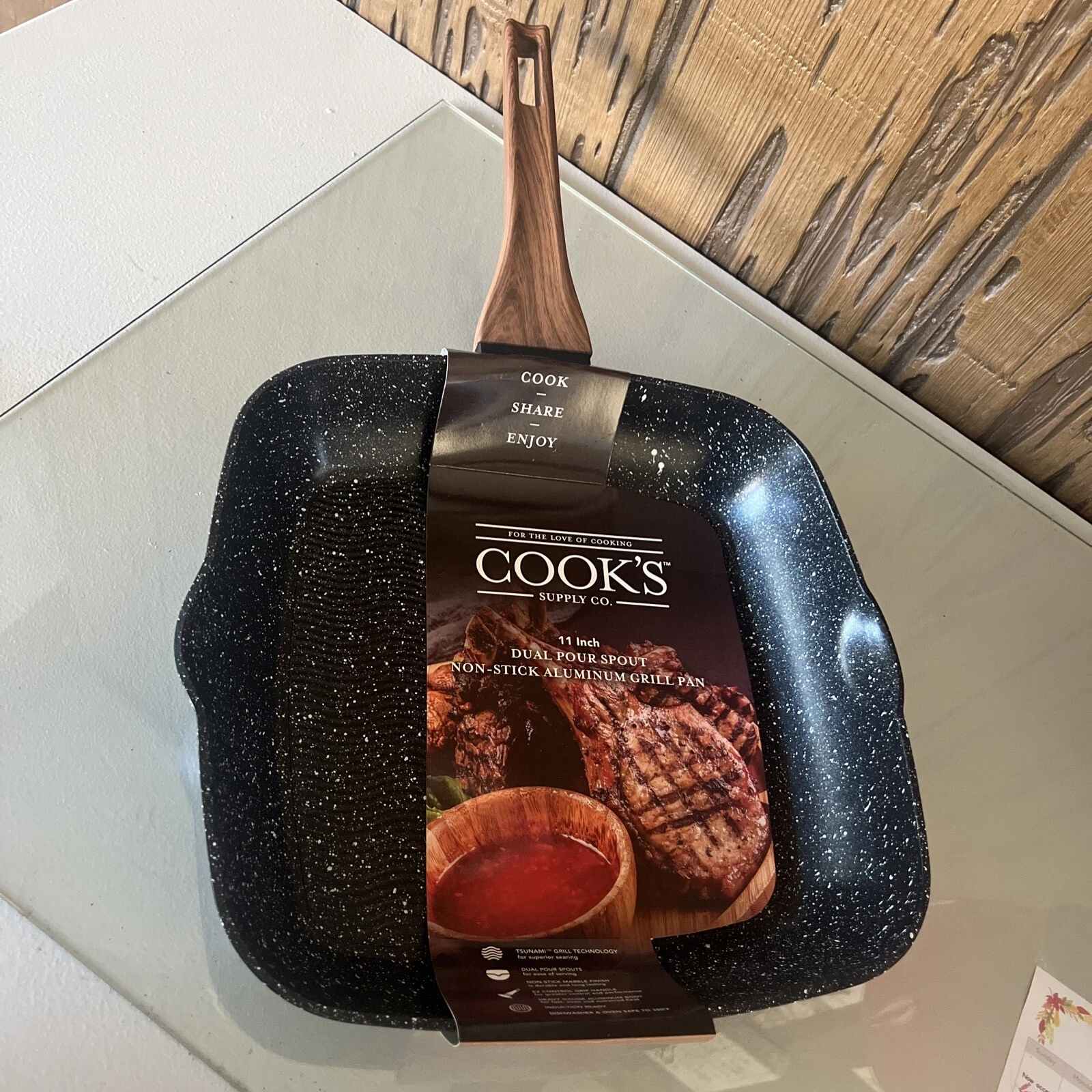 Cook’s Supply 11in Dual Pour Spout Non-stick Aluminum Grill Pan
