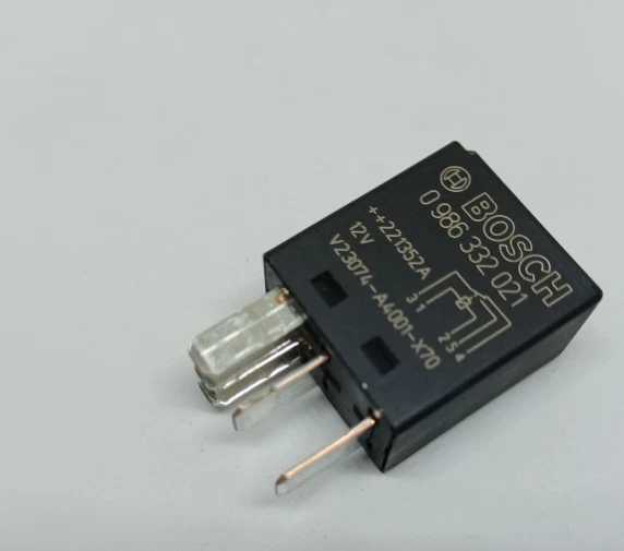 Relé Bosch 0986 332 021 12V  - Imagem 2 de 2