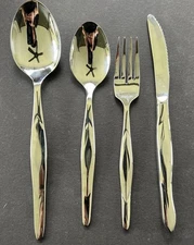 Cutco CUE 2 Stainless Flatware 2 Spoons, Fork & Knife Silverware Set Made in USA