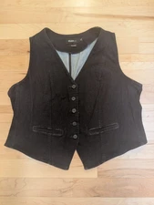 2 Torrid Studio Denim Pockets Button Down Vest 18 20