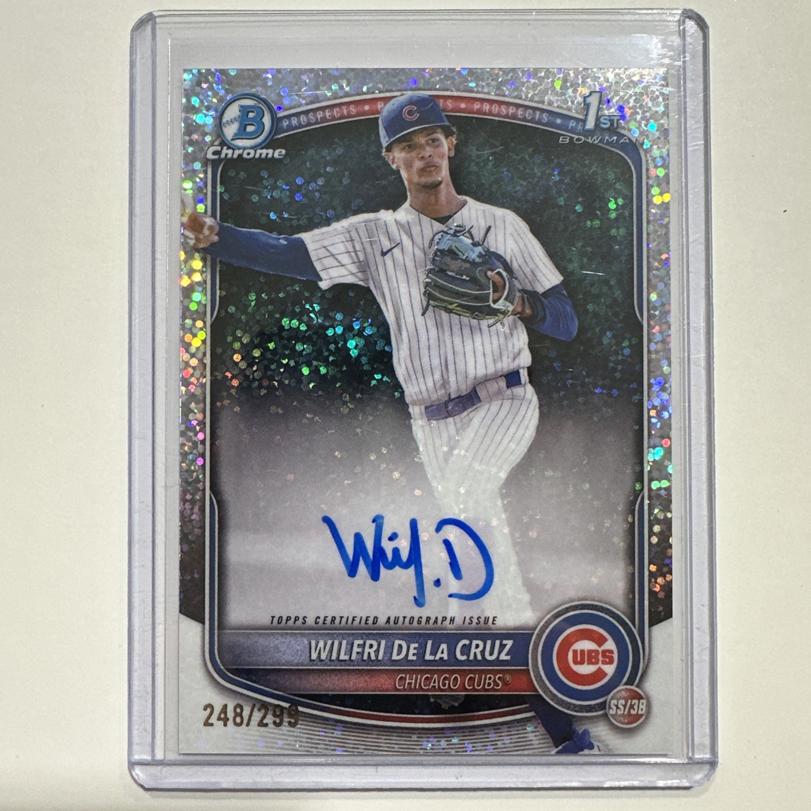 Wilfri De La Cruz 2025 1st Bowman Chrome Autograph - Speckle Refractor AUTO /299