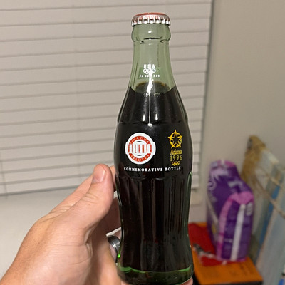 Coca-Cola Classic 6.5 fl oz Atlanta 1996 Olympics Commemorative Bottle No Refill