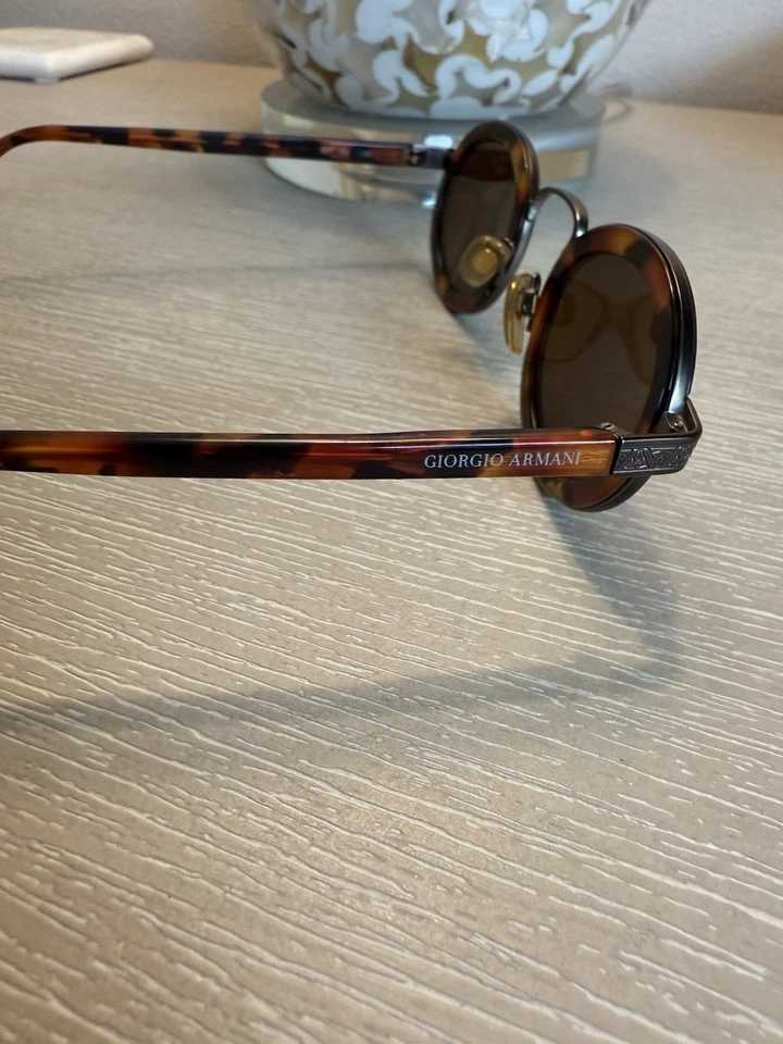 Gafas de sol Giorgio Armani Tortoise 631 892 vintage años 90, hechas en Italia Foto 3 de 4