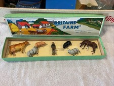 W. Britain glossy  459993 Britains Farm set In Original Box