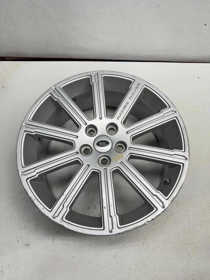 2010 2012 RANGE ROVER 20" x 8.5 SILVER RIM WHEEL 10 SPOKE AH421007ABW OEM 221572 - Image 2 of 4