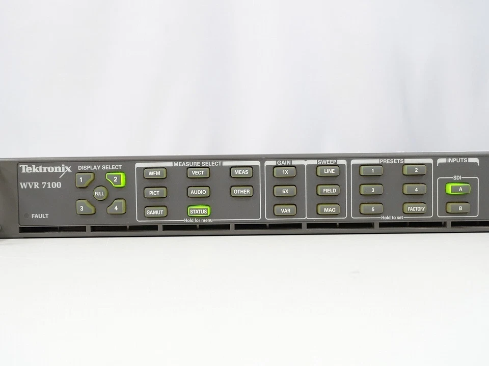 Tektronix WVR7100 Waveform rasterizer (waveform/vector/picture/gamut)  Used - Image 3 of 4