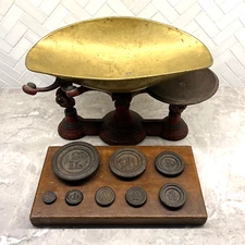 Henry Troemner Apothecary Balance Scale Red Cast Iron Brass Pan Graduated Weight