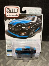 1/64 AUTO WORLD MODERN MUSCLE 2015 FORD MUSTANG GT BLACK PETTY'S BLUE GARAGE