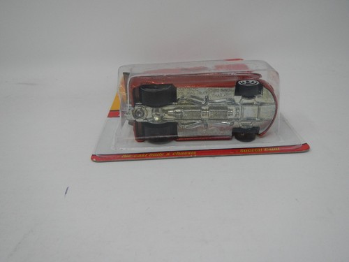 Hot Wheels Classics Series 2 Customized VW Drag Truck Red / White - Picture 3 of 4