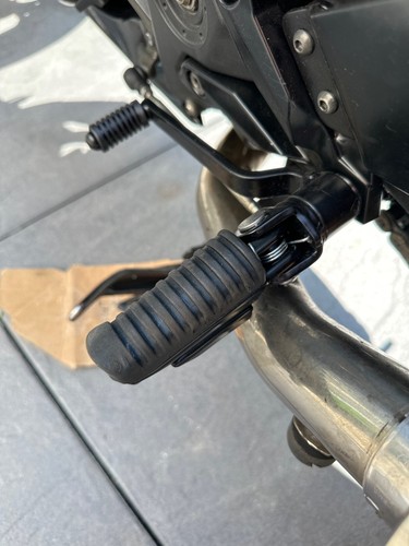 Front Footrest Foot Pegs Rubber For KAWASAKI Versys 650 1000 Ninja 400 650 1000 - Picture 24 of 24