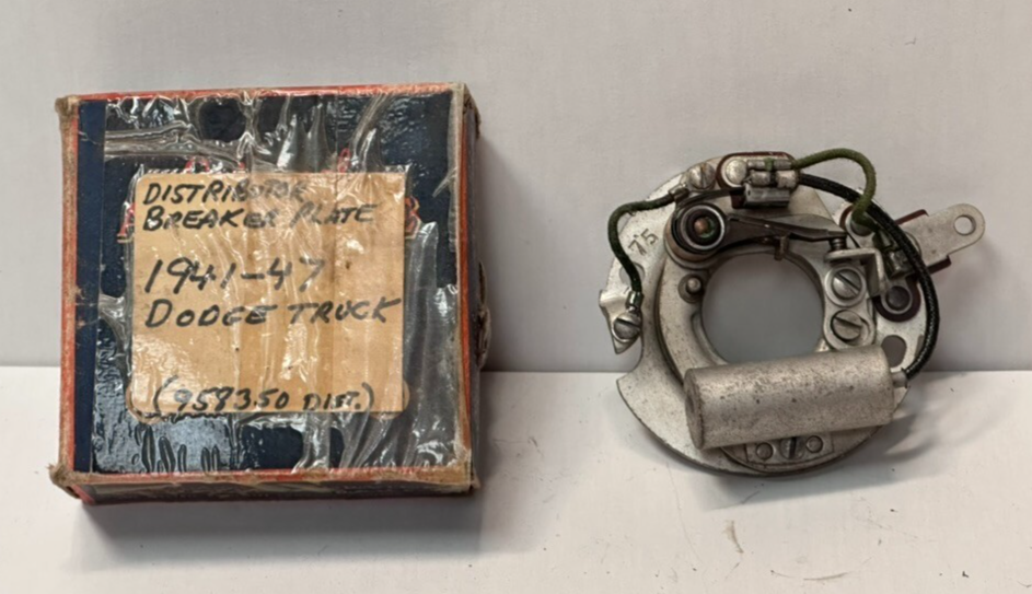 1941-1947 Dodge Truck Distributor NOS Breaker Plate IGS