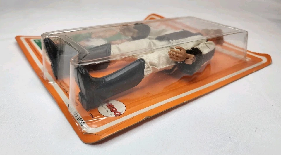 FIGURA DE ACCIÓN MEGA PLANETA DE LOS SIMIOS DR ZAIUS 1974 EN CAJA. La tarjeta es curva Foto 3 de 4