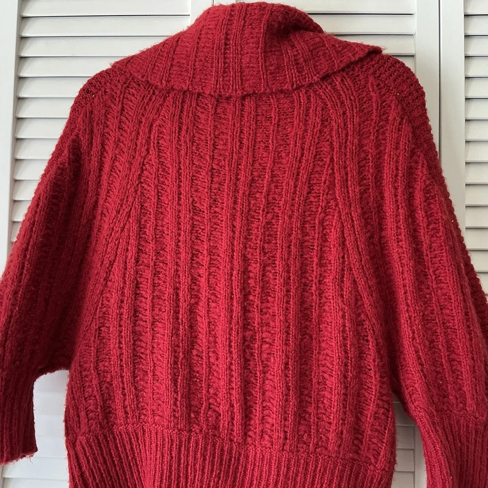 Cardigã feminino Free People tamanho S suéter vermelho gola xale robusto com nervuras boho - Imagem 2 de 4