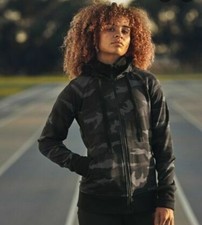 Athleta Triumph Hoodie Womens Small Black Camo Sweatshirt Athleisure Activewear