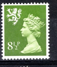SG S27 GB QEII MNH Scotland 8½p Yellow green 2B Regional Machin Definitive